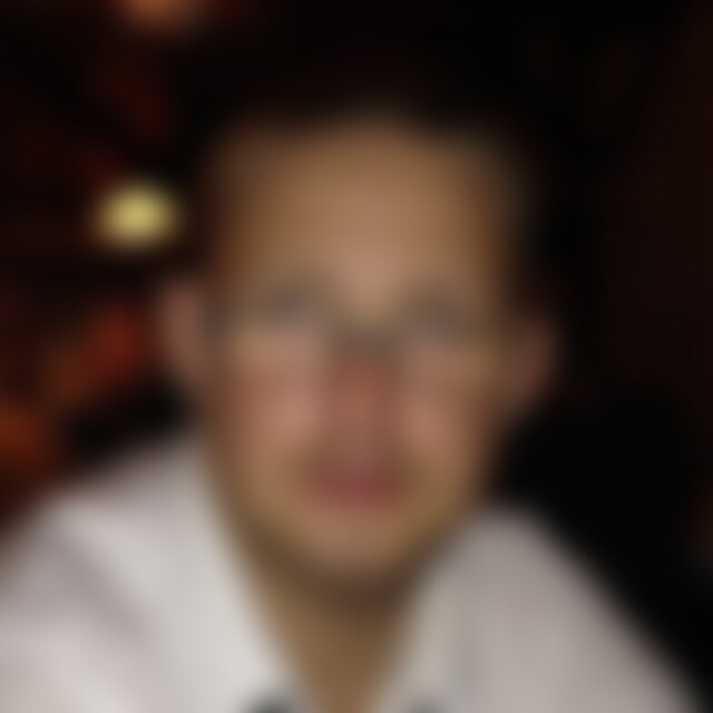 Munsi (41) aus Essen