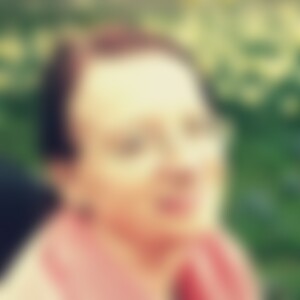 augeg1 (68) aus Hamburg