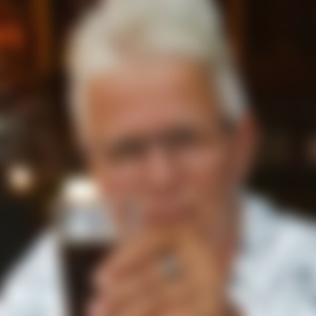 Rennsemmel (60) aus Oberhausen