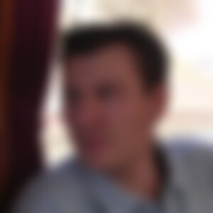 flatchest (44) aus Wesel