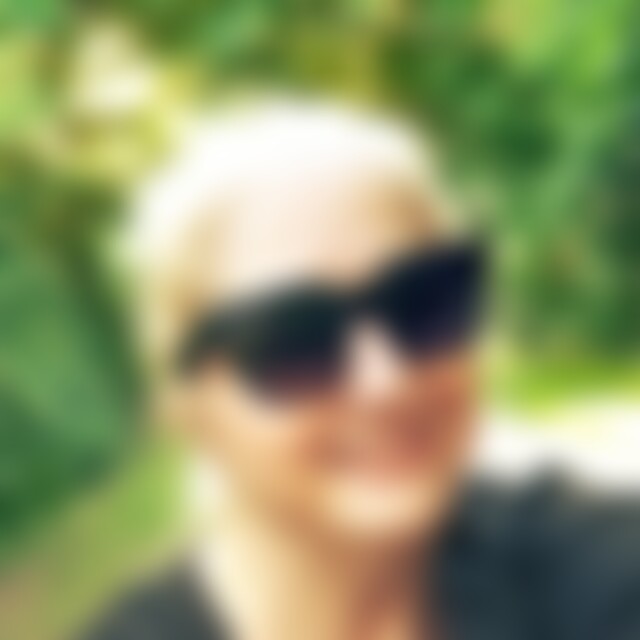 Melii (60) aus duisburg