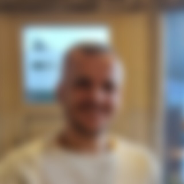 Erhang (40) aus Garbsen