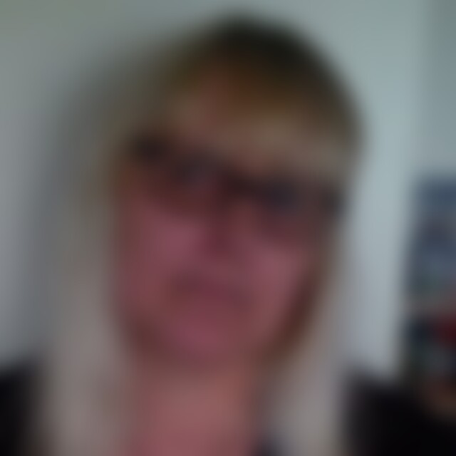 Nikki154 (62) aus Stade