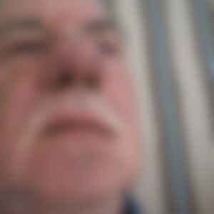 Hagener (67) aus Hagen 1.Etage