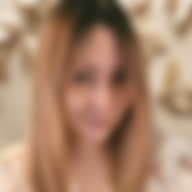 Julchen89 (37) aus Frankfurt am Main