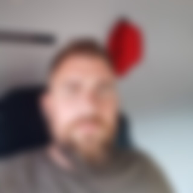 Tioliver (43) aus Harsum