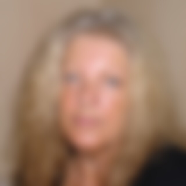 angelina18 (70) aus 