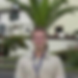 rosenblut (50) aus Wiesbaden