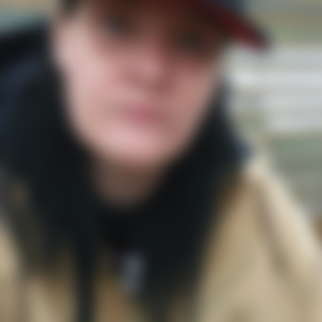 DerSchattenIMGras (40) aus Pirmasens