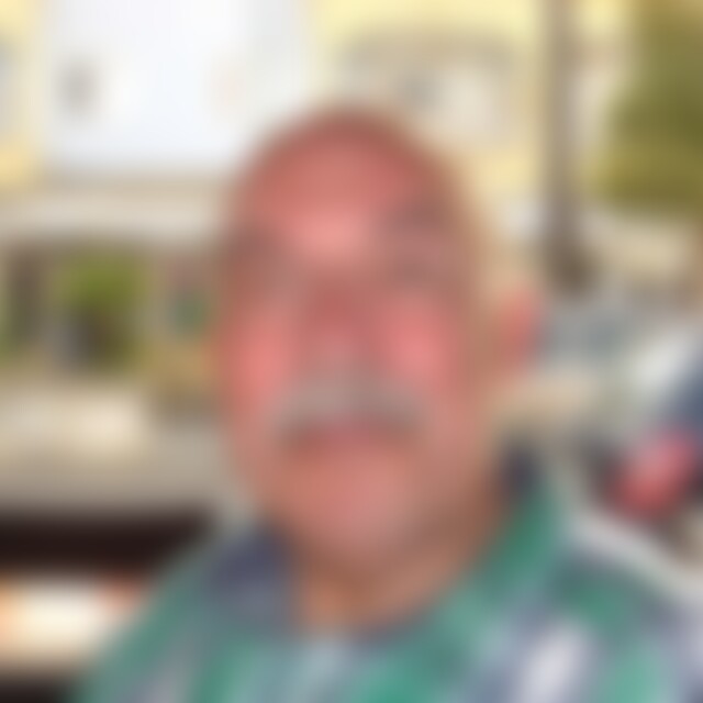 kurtis44 (81) aus Duisburg
