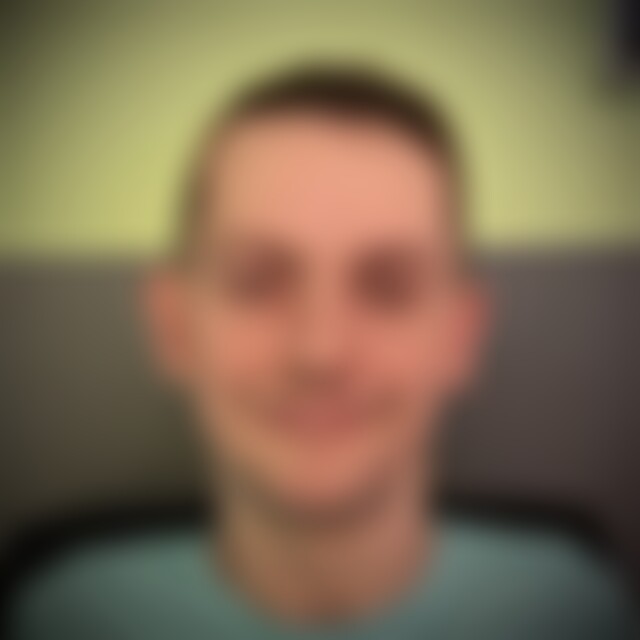 DanielYouett (44) aus Lūnen
