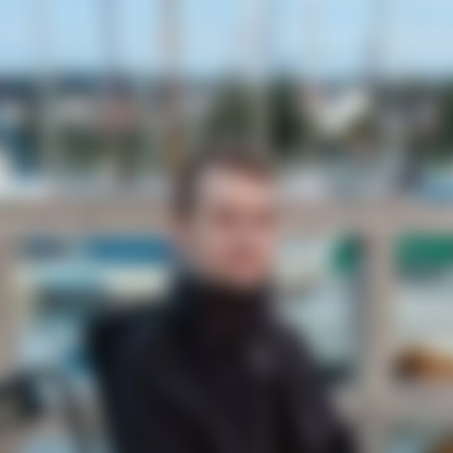 DanielYouett (44) aus Lūnen