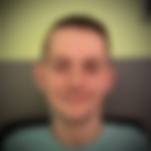 DanielYouett (44) aus Lūnen