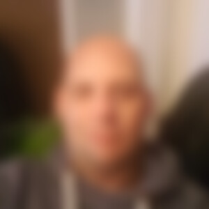 Chris94 (40) aus Stade