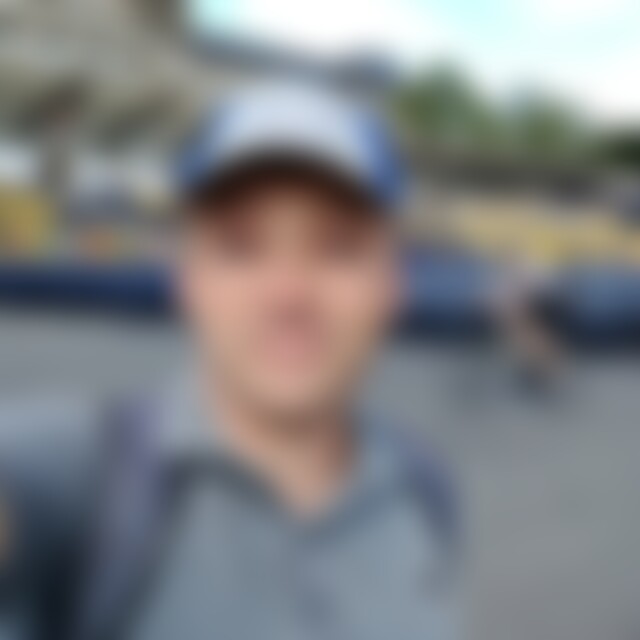 olim (42) aus Berlin