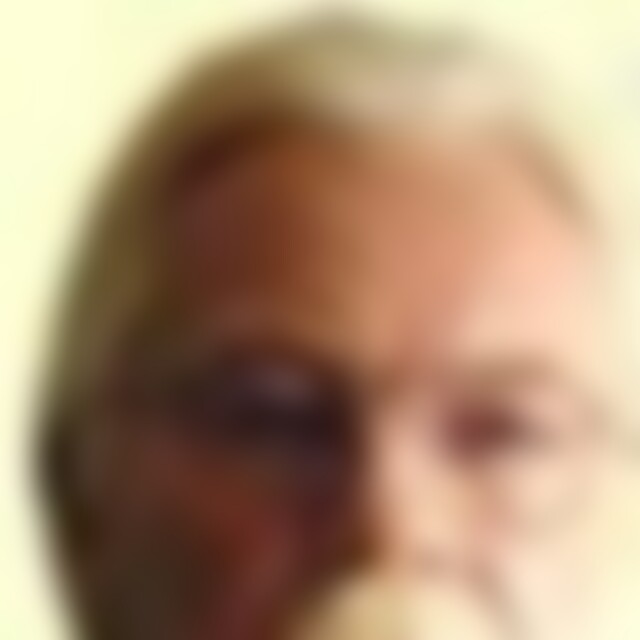zebi (80) aus Erkelenz