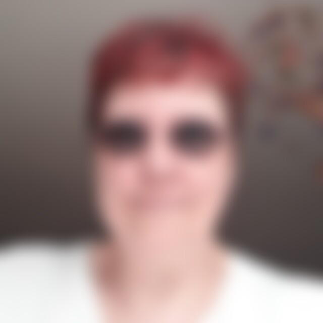 Charlen (65) aus 