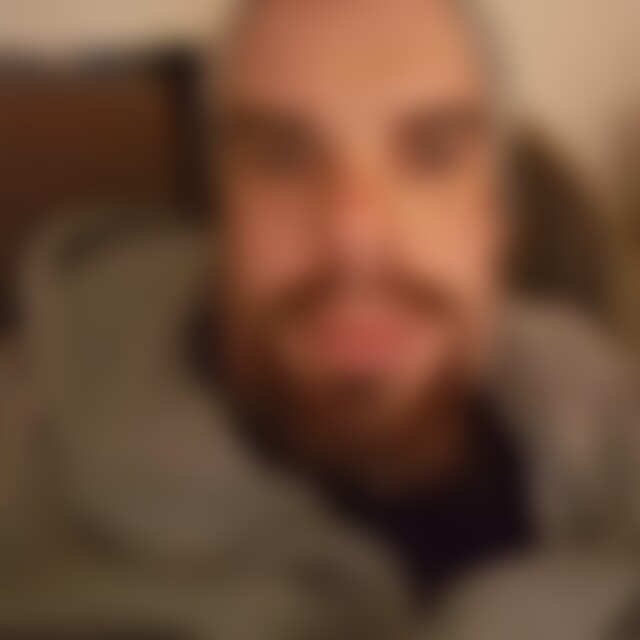 Reuschi (38) aus Glinde