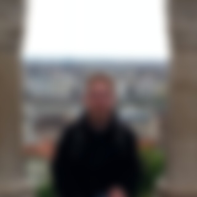 Waschtae (36) aus München