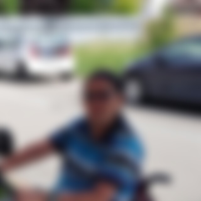 Alice (70) aus Neuenburg