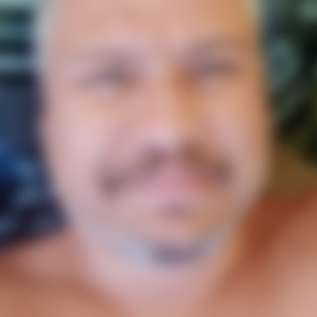 Marcin82 (45) aus Wiesbaden