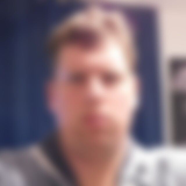 Niklasshisha (34) aus Köln
