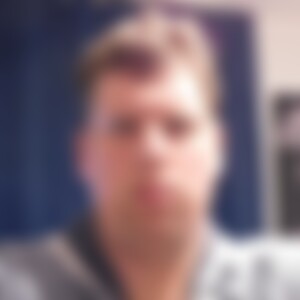 Niklasshisha (34) aus Köln