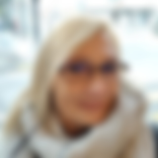 Zimtstaub (61) aus Zürich