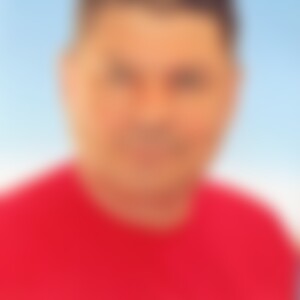 levo (64) aus DUISBURG