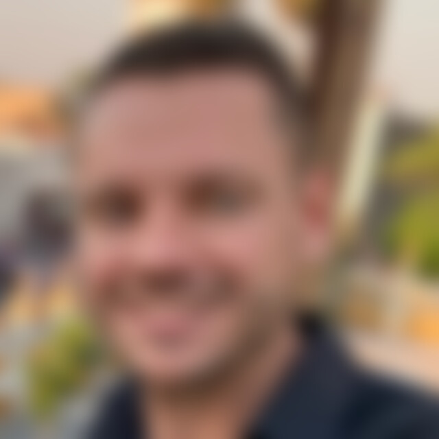 Tonim (22) aus Kiel