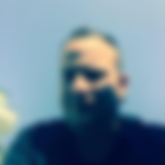 Mo28 (35) aus Fragen kostet nix