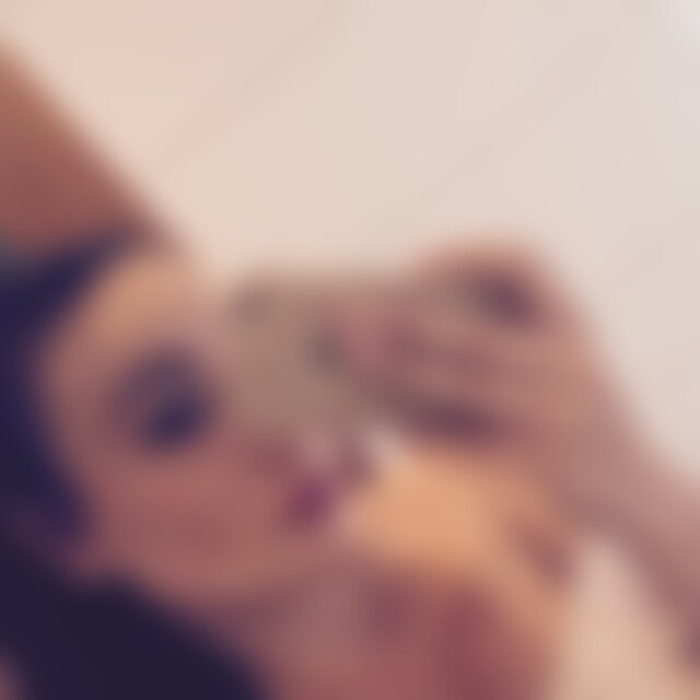 luluu (33) aus Frankfurt
