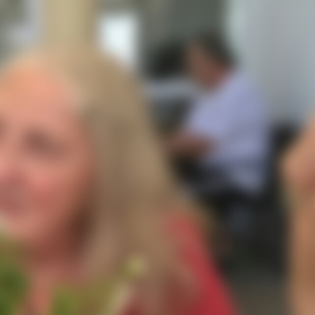 Christrose (68) aus Elsdorf