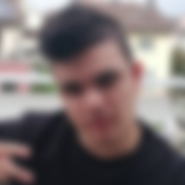 Alessio (26) aus Offenbach