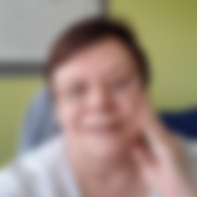 Katharina13 (68) aus Hof
