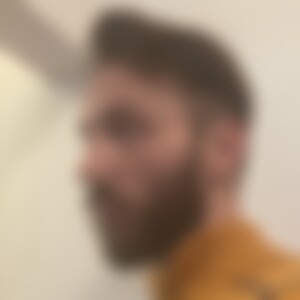 peex (41) aus 