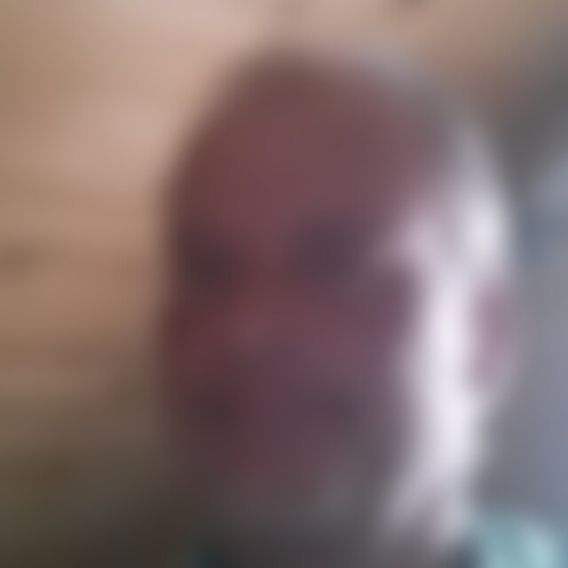 Somomo (62) aus Neustadt