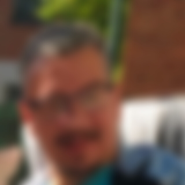 hoeler (49) aus Elstertrebnitz
