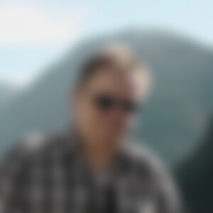 Junger (69) aus Dresden