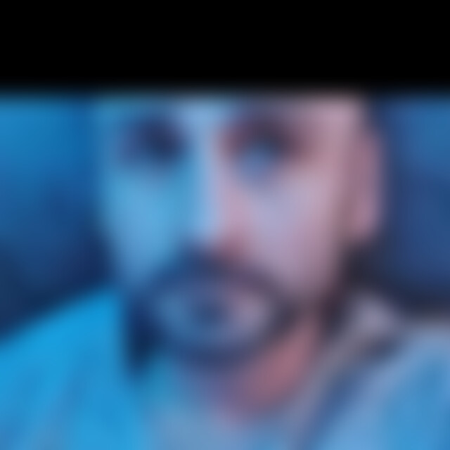Duessel (50) aus Ratingen