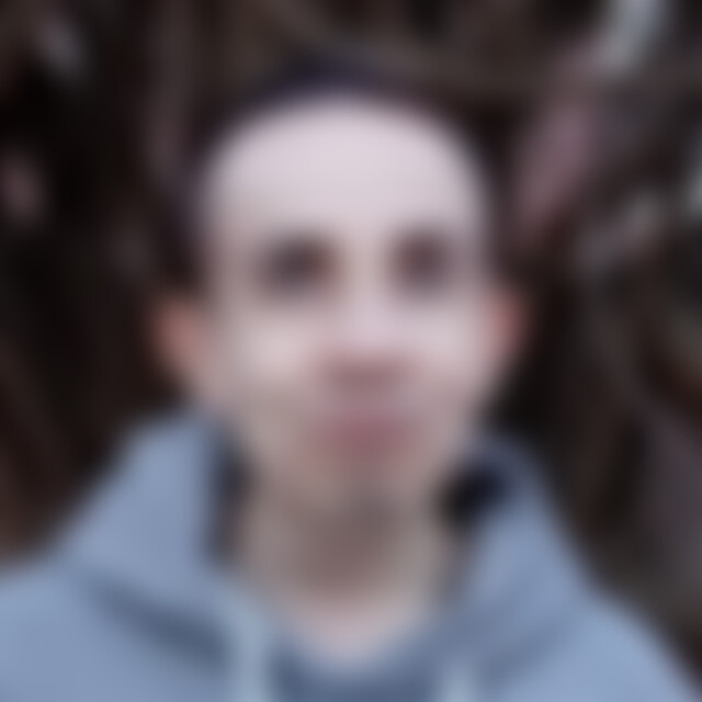 Rene93 (32) aus Höchst