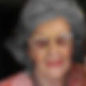 margot (87) aus hamburg