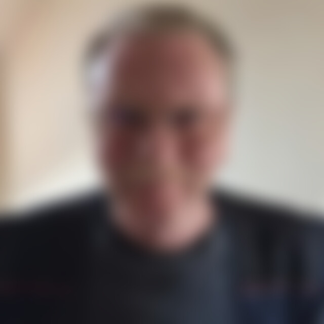 Elliot (69) aus Hildesheim