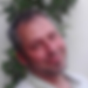 Caine (51) aus Bremerhaven