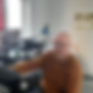 Perry70 (56) aus Bielefeld