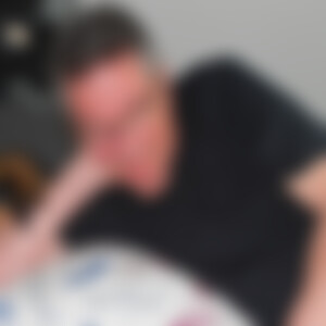 Nic (70) aus Lübeck