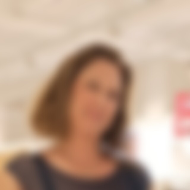 Aliha (49) aus Durach