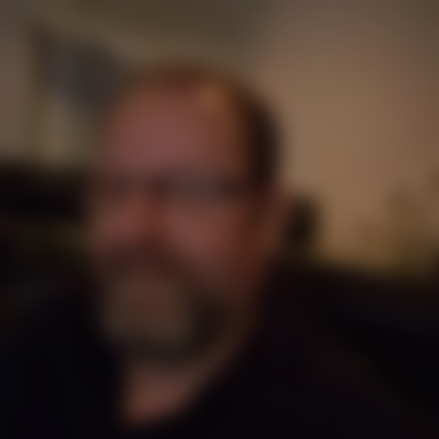 ltandi (72) aus Erfurt