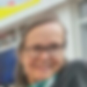 Angie (71) aus Kassel