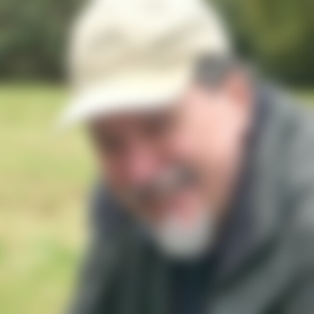 Huetschen (70) aus Gütersloh